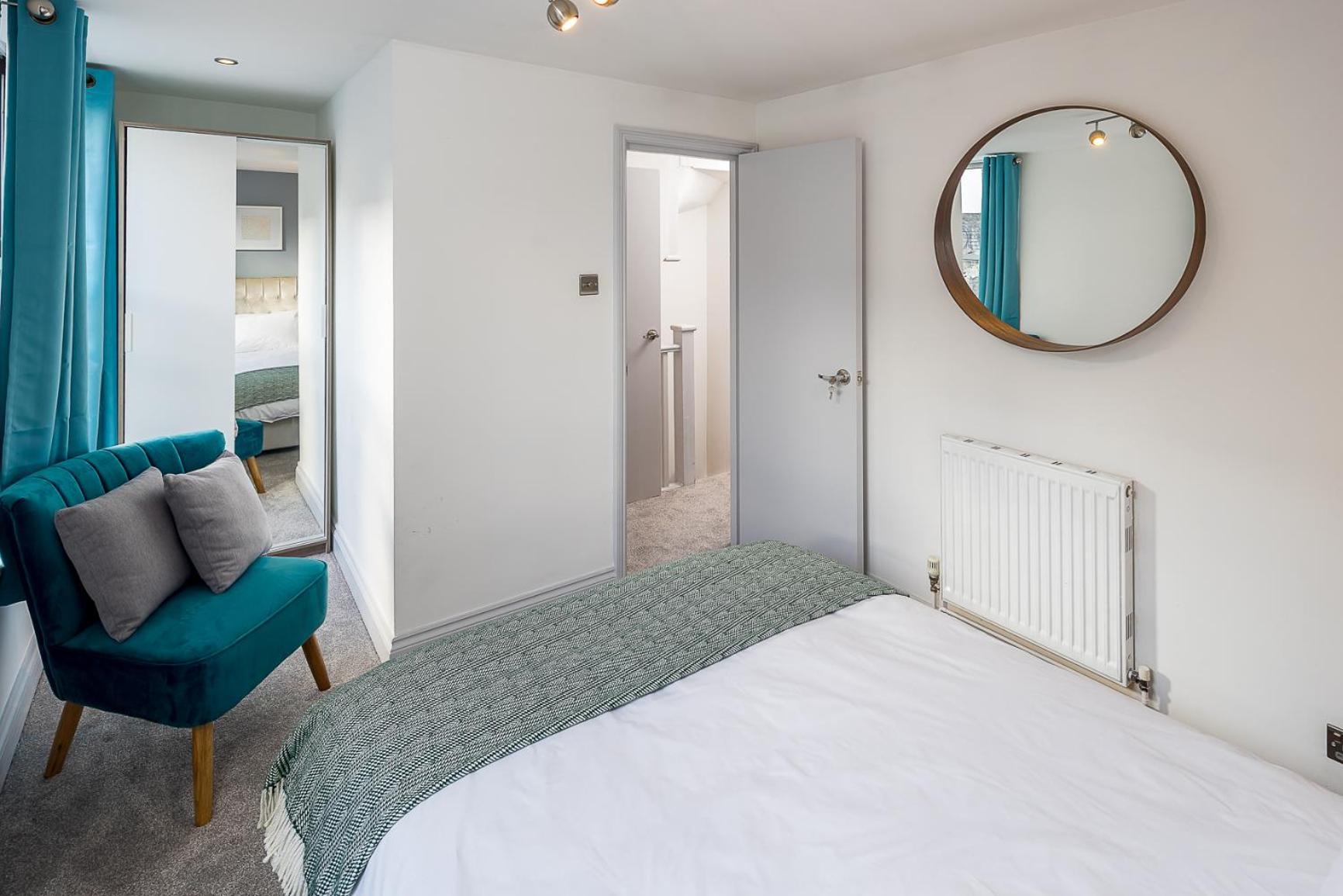 Modern 2-bedroom Flat In Vibrant East *